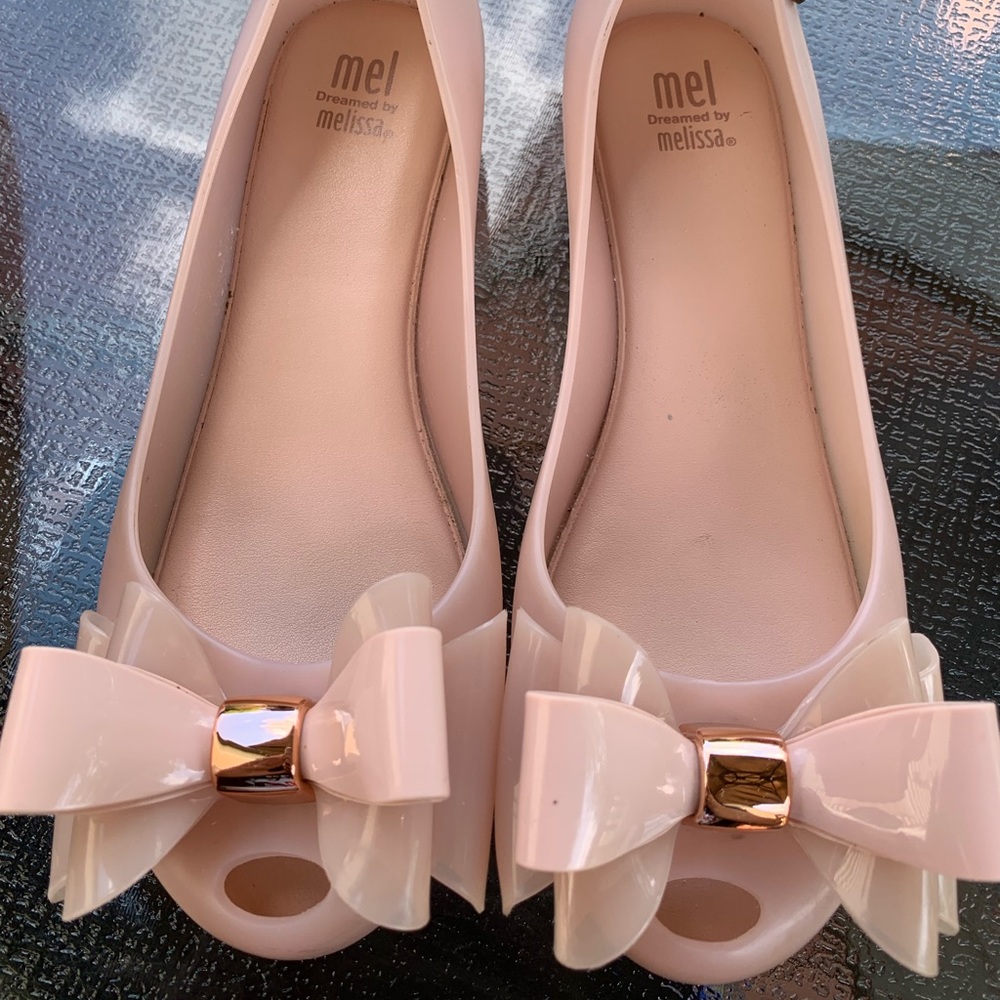 Dress shoes